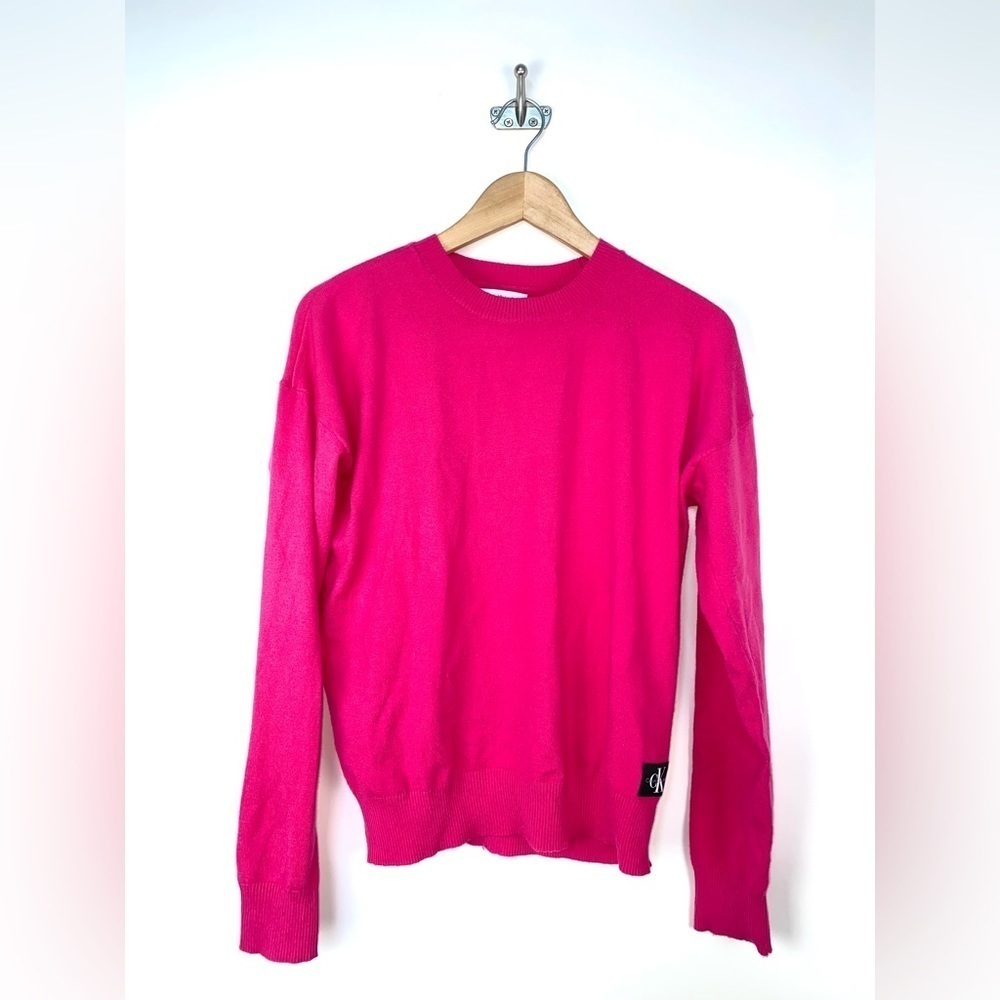Calvin Klein Hot Pink Knit Sweater Signature‎ Logo Patch